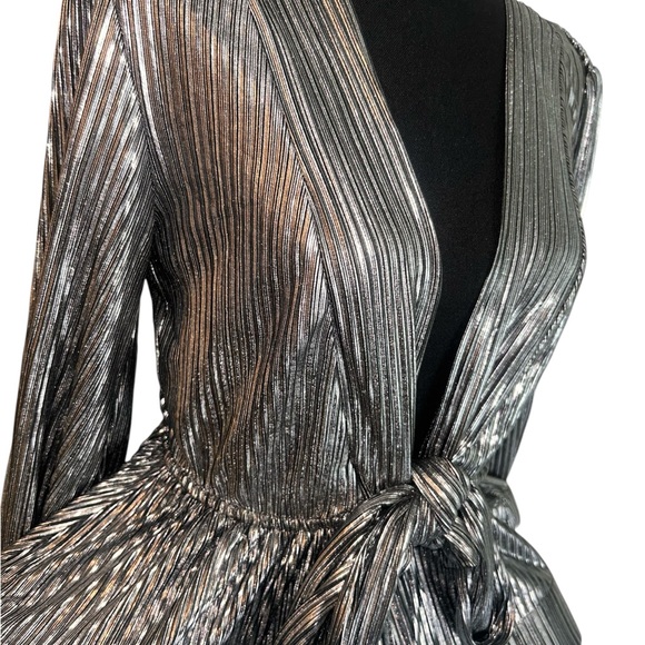 AKIRA Silver Tie Front Peplum Blouse - Picture 2 of 4